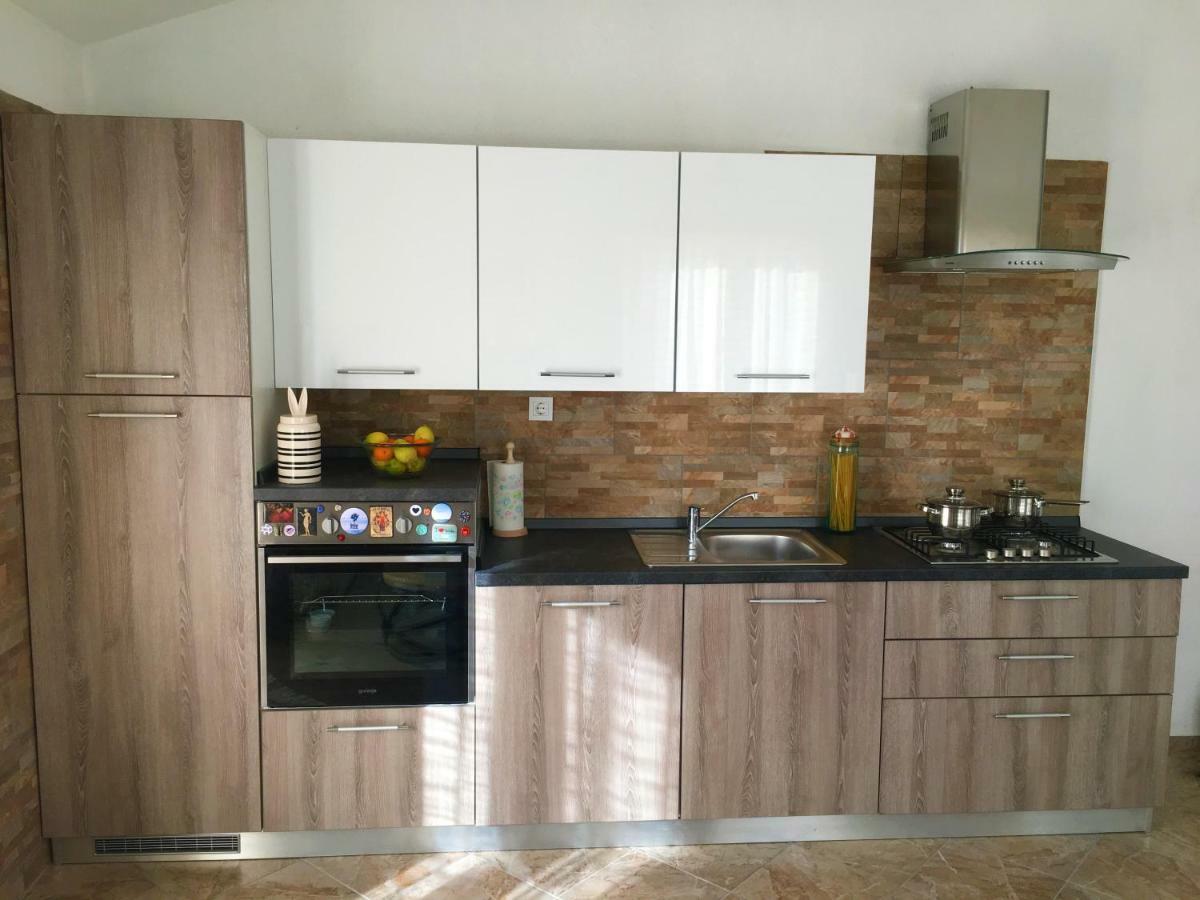Apartments Kurelja Lastovo Экстерьер фото